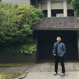 Meet your Posher, James